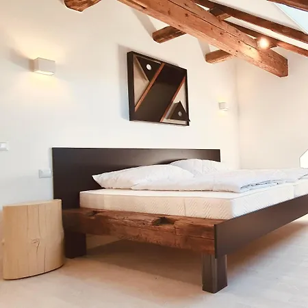 Loewe Apartment Oy-Mittelberg