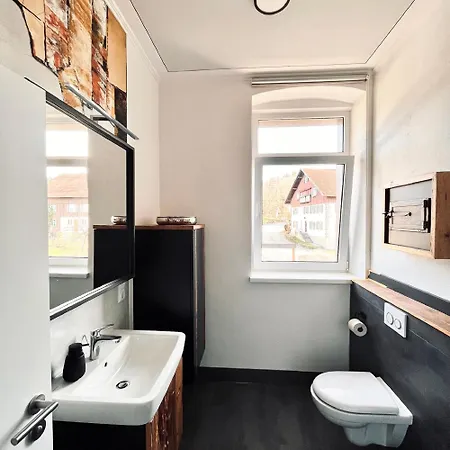 Loewe Apartman Oy-Mittelberg